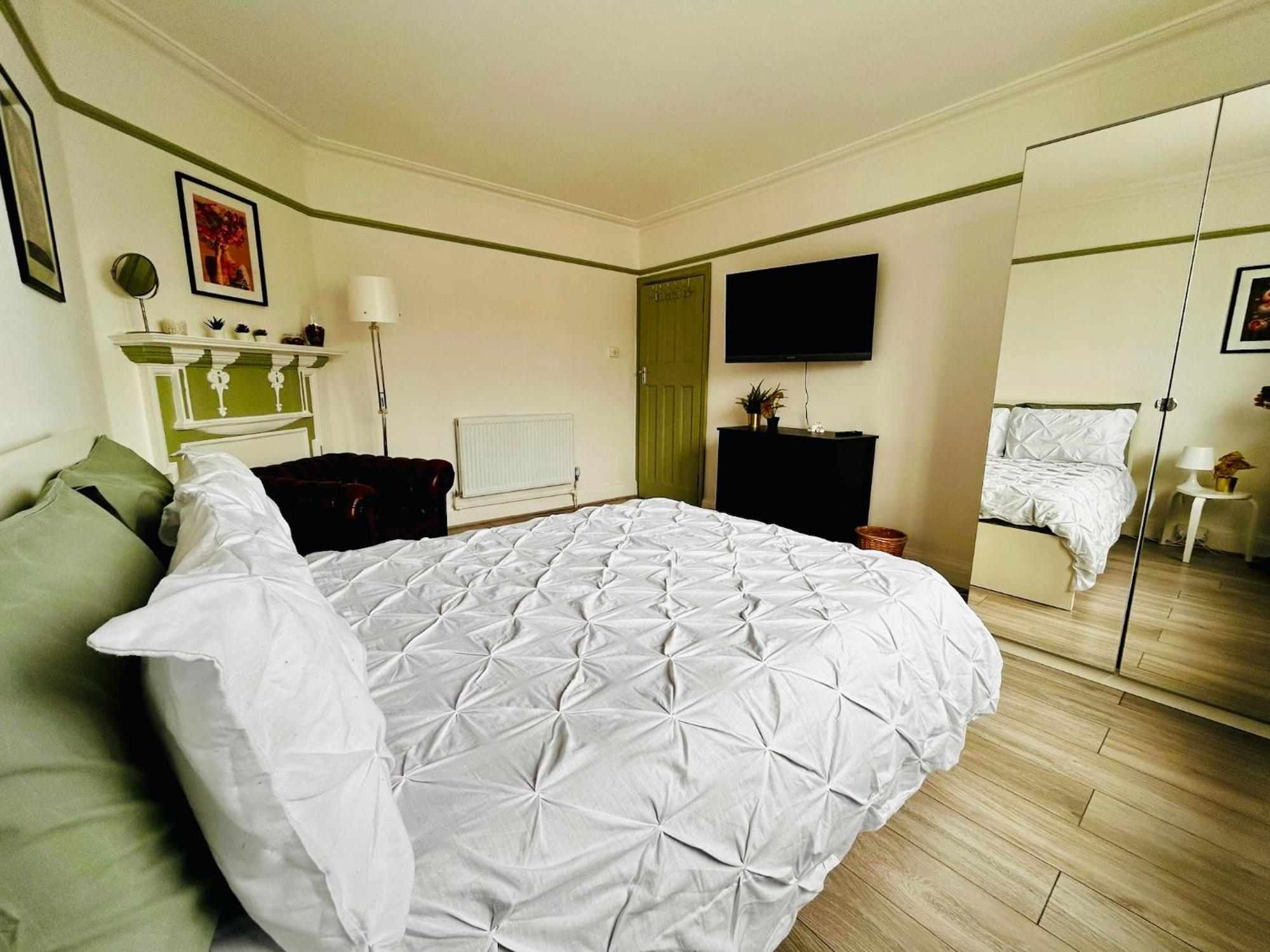 Rest Boutique Golders Green Лондон Екстер'єр фото