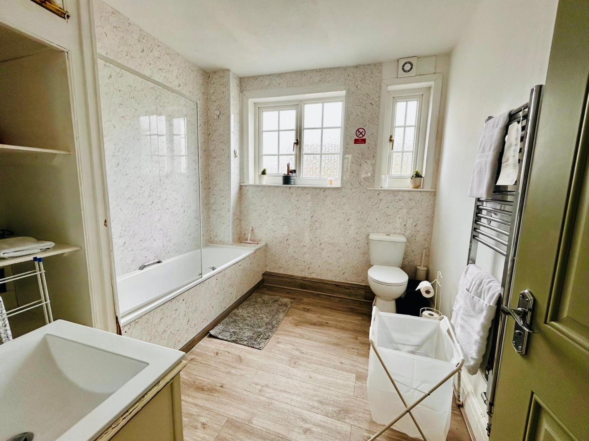 Rest Boutique Golders Green Лондон Екстер'єр фото